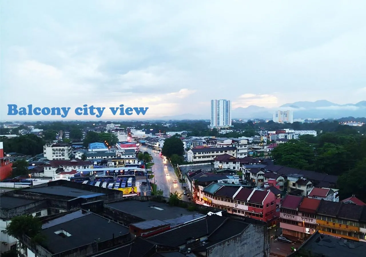 Lovelystay - Majestic Ipoh Town Center 0*,